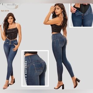 L.T.ROSE Push Up Jeans with Pink Stitching